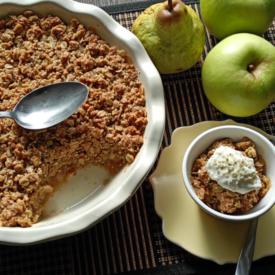 Apple, Pear and Muscovado Crumble